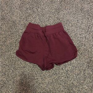 Old Navy Women's Maroon Athletic Shorts